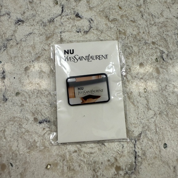 NU yves saint laurent Pin for Nu Glow in balm product - Picture 2 of 2